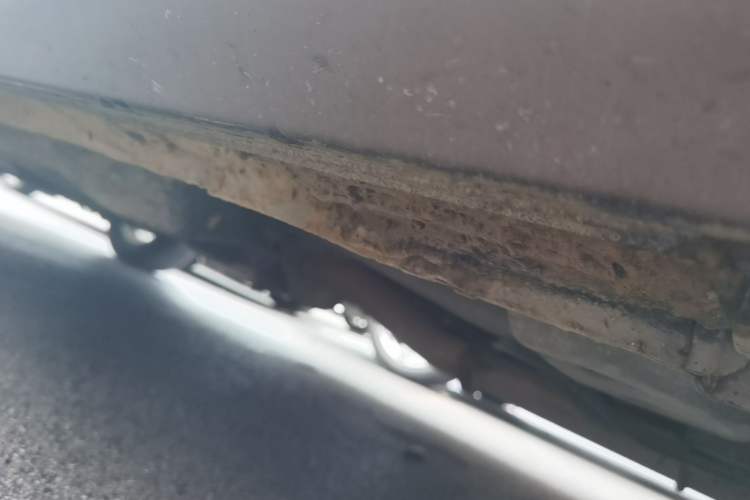 Used Buick GL8 2018 28T Comfort Model China VI Standard Chassis Front Right