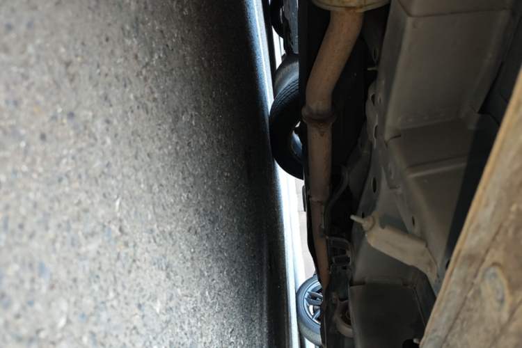 Used Buick GL8 2018 28T Comfort Model China VI Standard Chassis Front Right