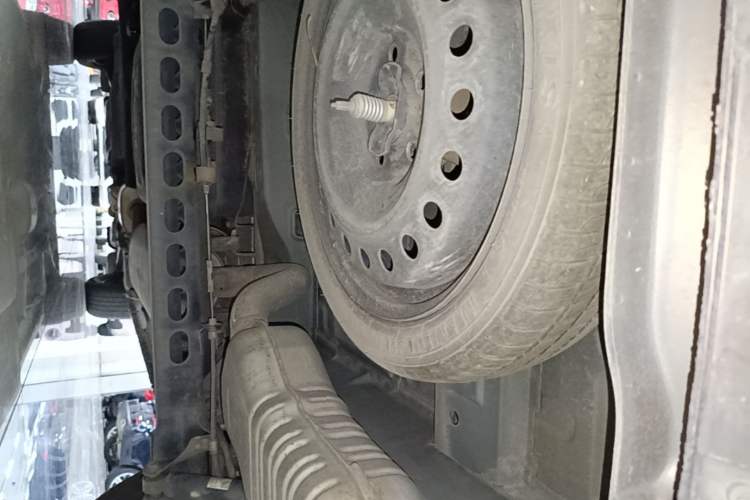 Used Buick GL8 2018 28T Comfort Model China VI Standard Chassis Rear