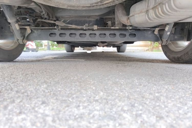 Used Buick GL8 2018 28T Luxury Model China VI Standard Chassis Rear