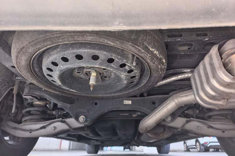 Used Buick GL8 2018 ES 28T Flagship Model China VI Standard Chassis Rear