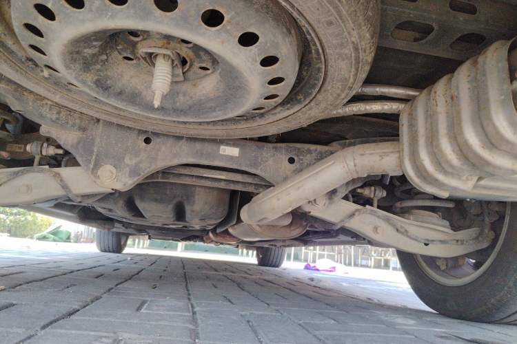 Used Buick GL8 2018 ES 28T Comfort Model China VI Standard Chassis Rear