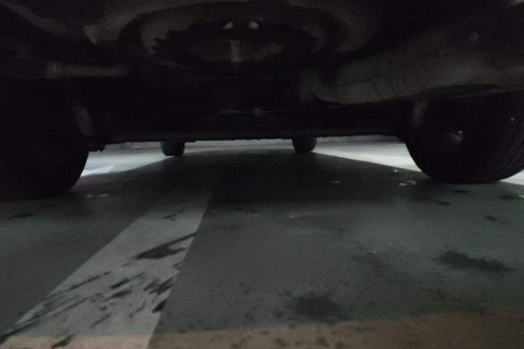 Used Buick GL8 2018 28T Luxury Model China VI Standard Chassis Rear
