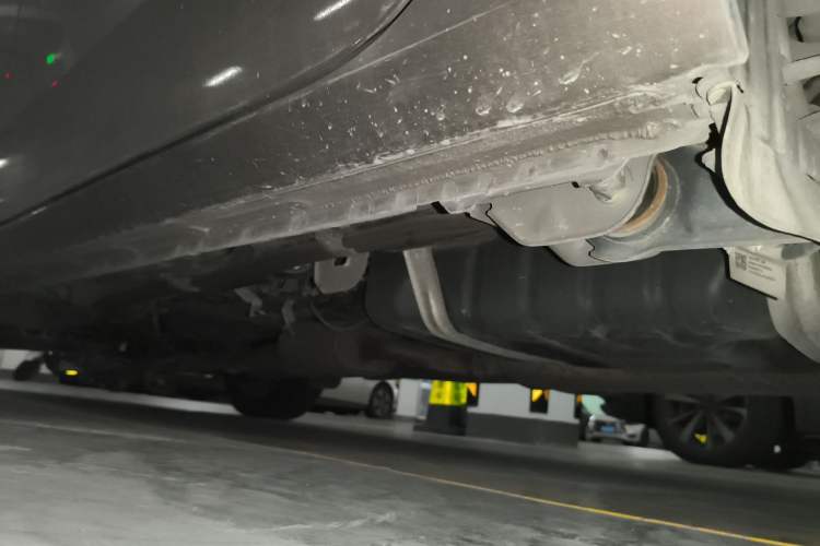 Used Buick GL8 2018 28T Comfort Model China VI Standard Chassis Rear Left