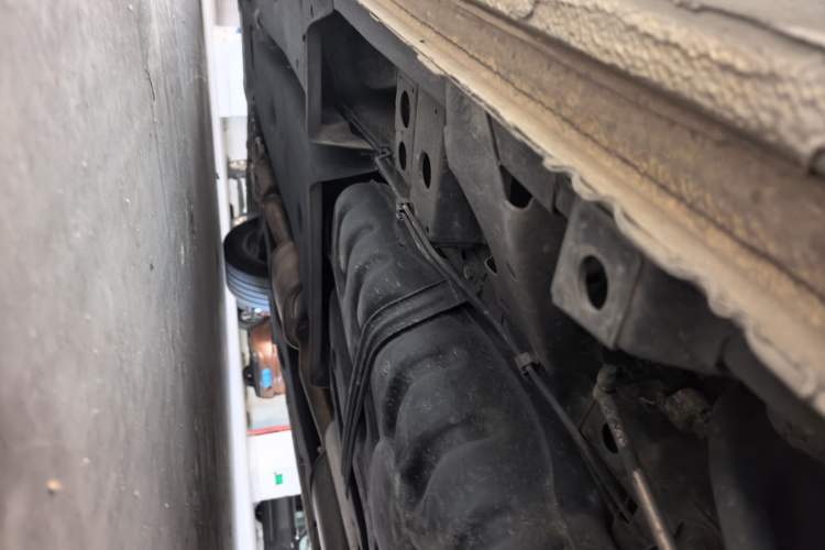 Used Buick GL8 2018 ES 28T Flagship Model China VI Standard Chassis Rear Left