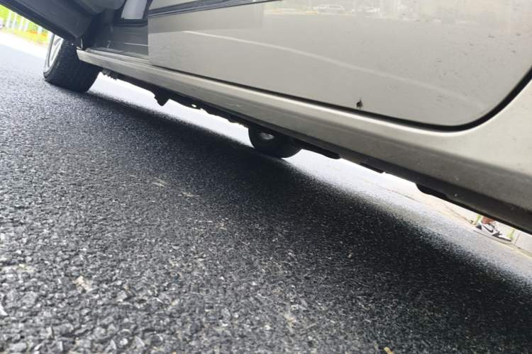 Used Buick GL8 2018 ES 28T Comfort Model China VI Standard Chassis Rear Left