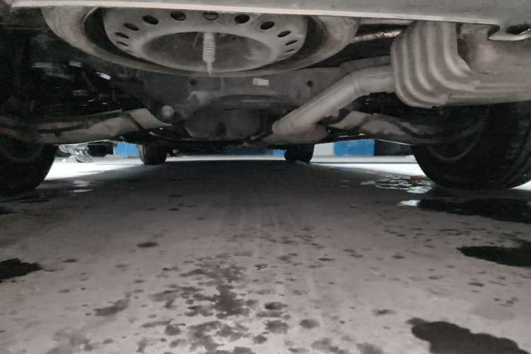 Used Buick GL8 2018 ES 28T Luxury Model China VI Standard Chassis Rear