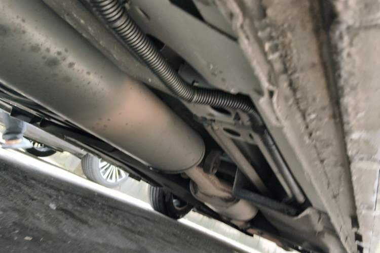 Used Buick GL8 2018 ES 28T Flagship Model China VI Standard Chassis Rear Right