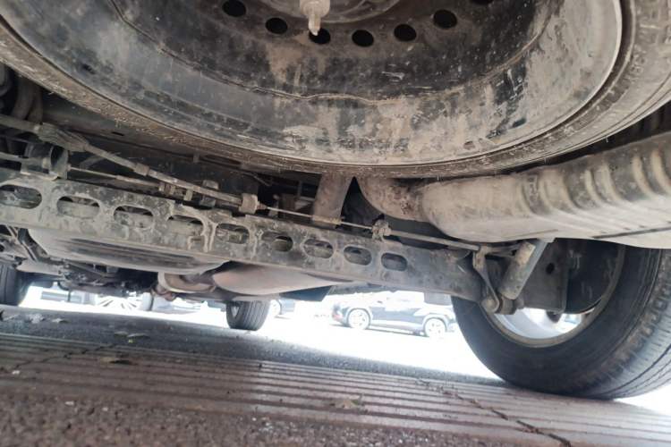 Used Buick GL8 2018 28T Luxury Model China VI Standard Chassis Rear