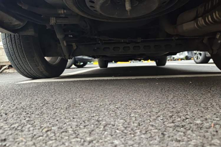 Used Buick GL8 2018 28T Comfort Model China VI Standard Chassis Rear