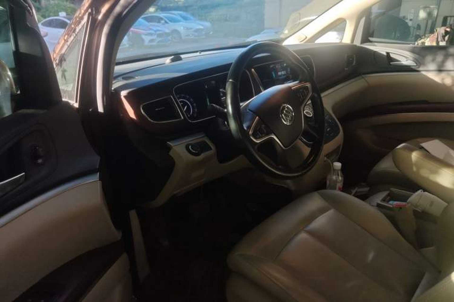 Used Buick GL8 2018 28T Prestige Version China VI Standard Driver Seat