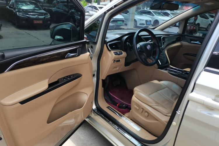 Used Buick GL8 2018 ES 28T Flagship Model China VI Standard Driver Seat