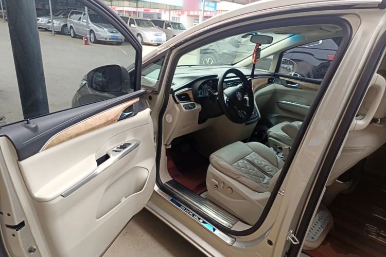 Used Buick GL8 2018 ES 28T Comfort Model China VI Standard Driver Seat