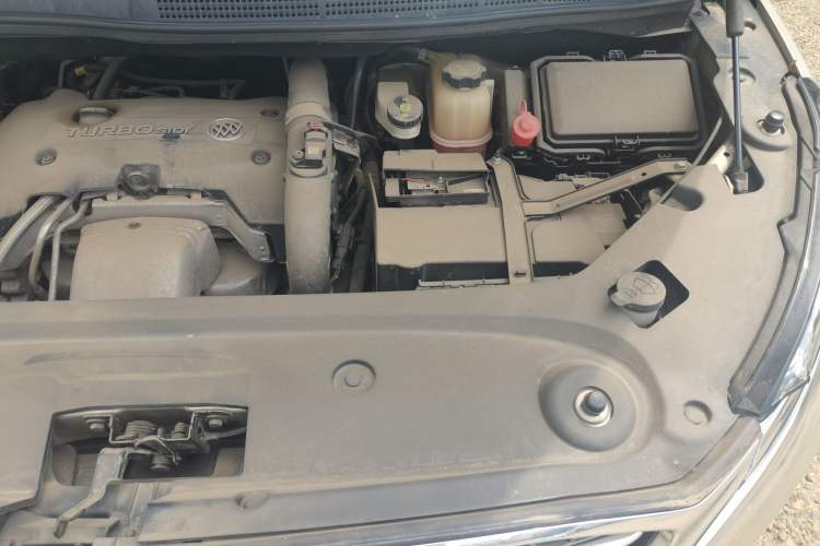 Used Buick GL8 2018 ES 28T Luxury Model China VI Standard Engine Bay Left