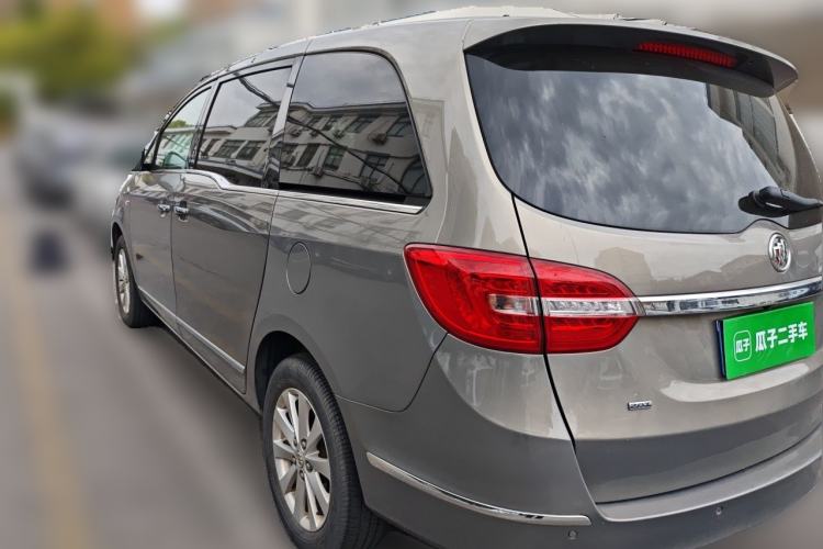 Used Buick GL8 2018 28T Luxury Model China VI Standard Exterior 3