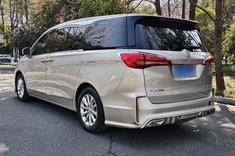 Used Buick GL8 2018 ES 28T Comfort Model China VI Standard Exterior 3