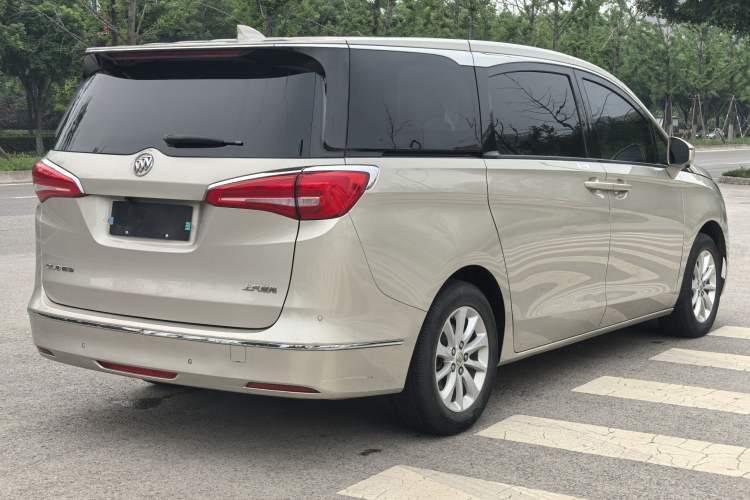 Used Buick GL8 2018 ES 28T Comfort Model China VI Standard Exterior 4