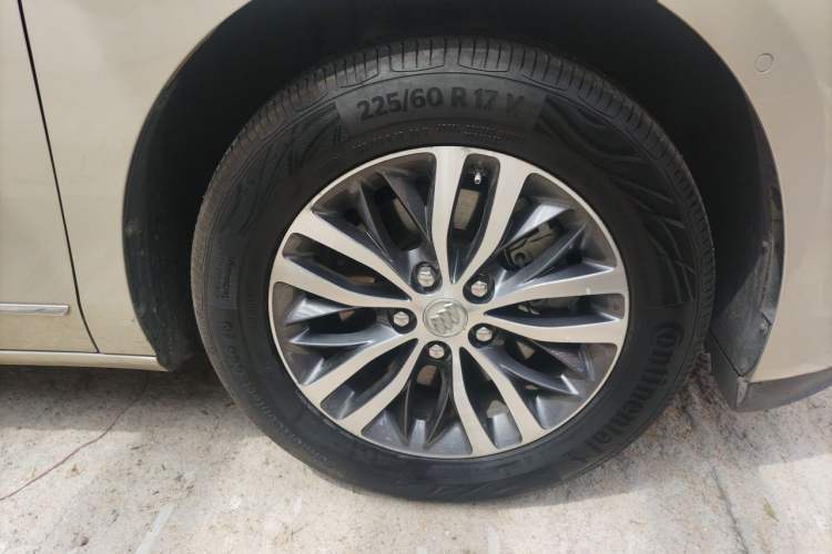 Used Buick GL8 2018 ES 28T Flagship Model China VI Standard Exterior 7