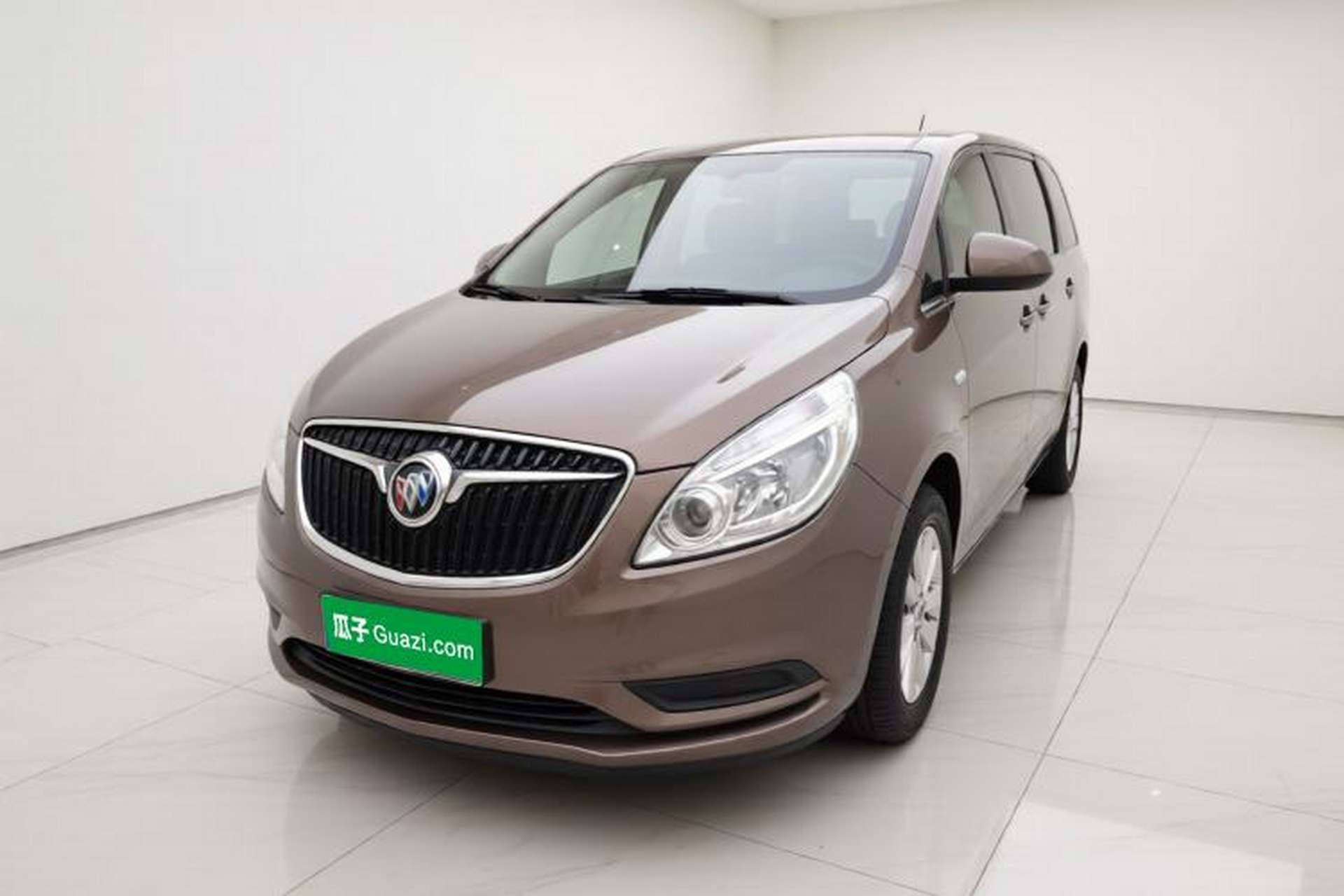 Used Buick GL8 2018 28T Luxury Model China VI Standard Front Left 45 Deg