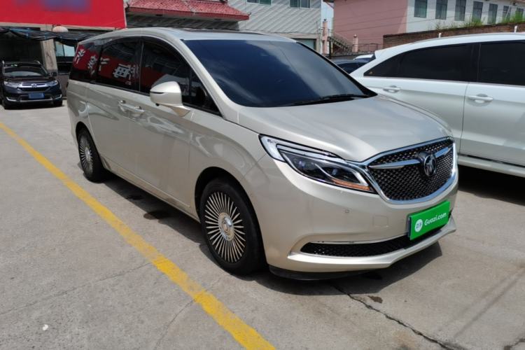 Used Buick GL8 2018 ES 28T Flagship Model China VI Standard Front Right 45 Deg