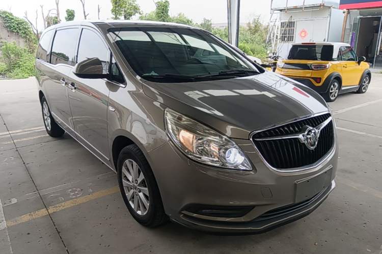 Used Buick GL8 2018 28T Luxury Model China VI Standard Front Right 45 Deg