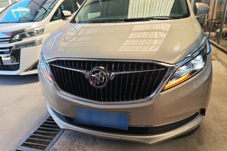 Used Buick GL8 2018 ES 28T Premium Model China VI Standard Front
