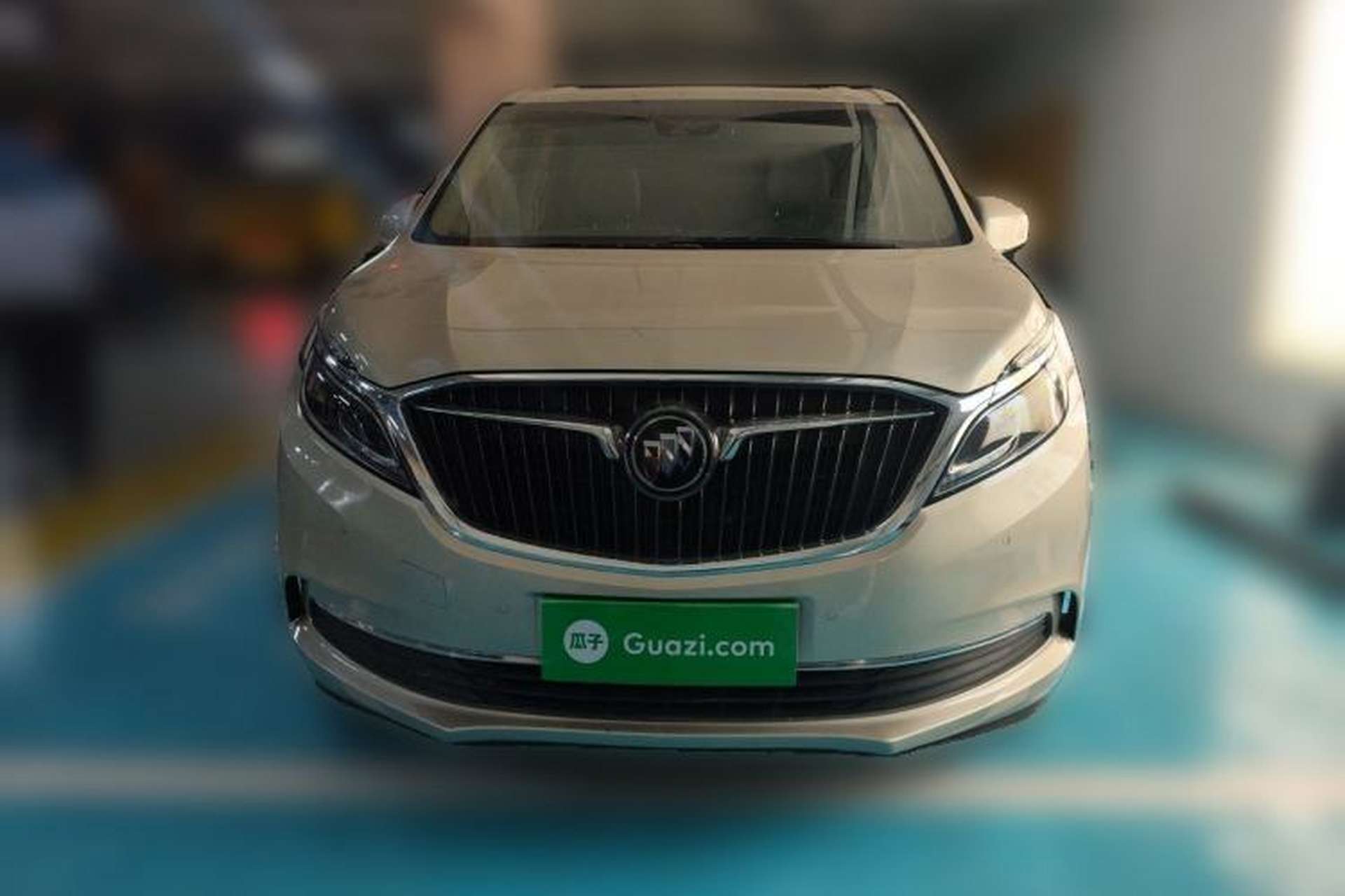 Used Buick GL8 2018 ES 28T Flagship Model China VI Standard Front