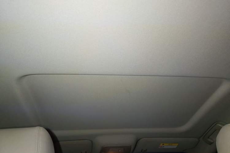 Used Buick GL8 2018 28T Comfort Model China VI Standard Headliner