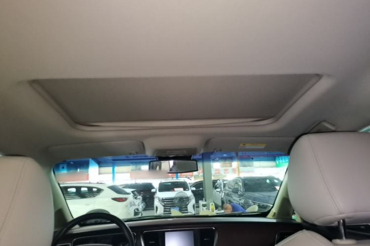 Used Buick GL8 2018 28T Luxury Model China VI Standard Headliner