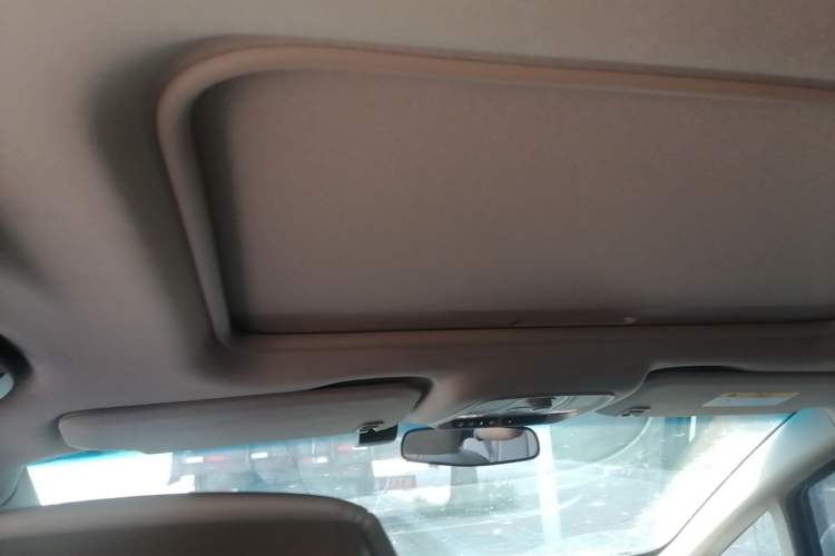 Used Buick GL8 2018 ES 28T Premium Model China VI Standard Headliner