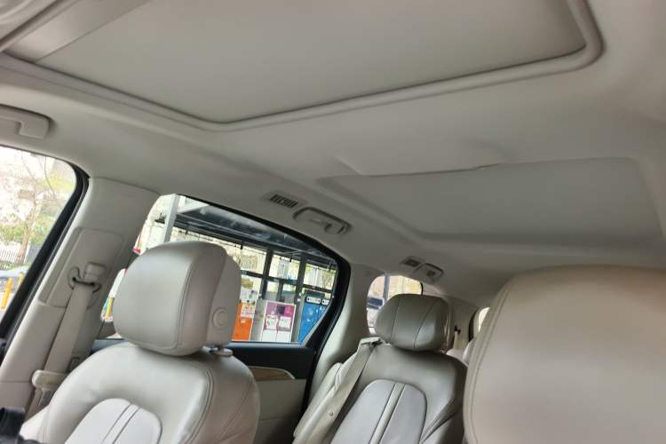 Used Buick GL8 2018 ES 28T Comfort Model China VI Standard Headliner