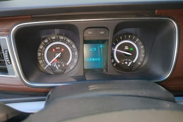 Used Buick GL8 2018 28T Luxury Model China VI Standard Instrument Cluster