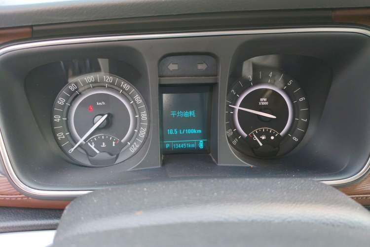 Used Buick GL8 2018 28T Luxury Model China VI Standard Instrument Cluster