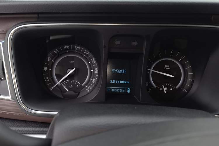 Used Buick GL8 2018 28T Comfort Model China VI Standard Instrument Cluster