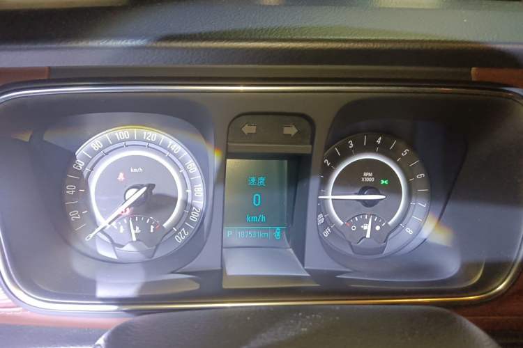 Used Buick GL8 2018 28T Luxury Model China VI Standard Instrument Cluster