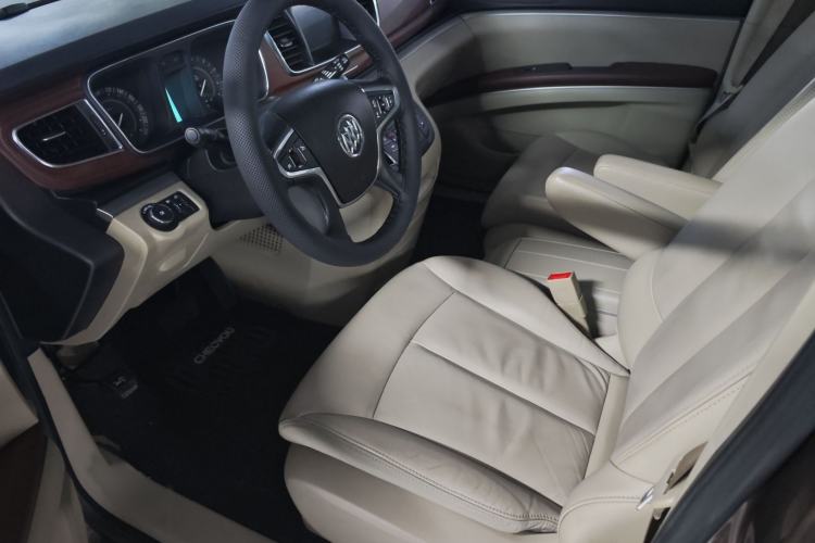 Used Buick GL8 2018 28T Luxury Model China VI Standard Interior 1