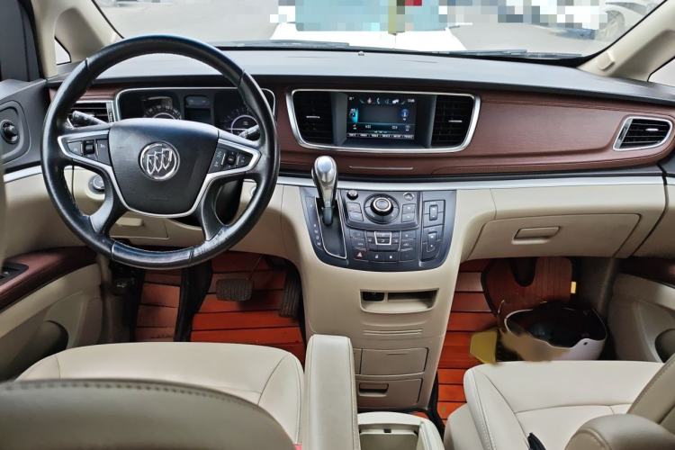 Used Buick GL8 2018 28T Luxury Model China VI Standard Interior 2