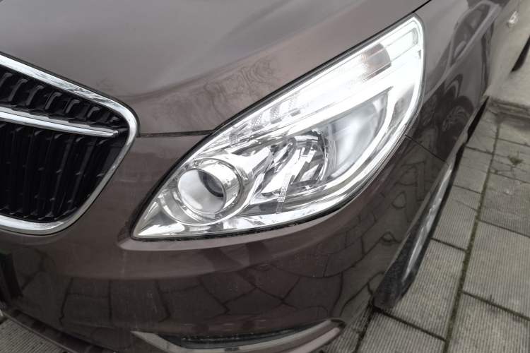 Used Buick GL8 2018 28T Comfort Model China VI Standard Left Front Headlight