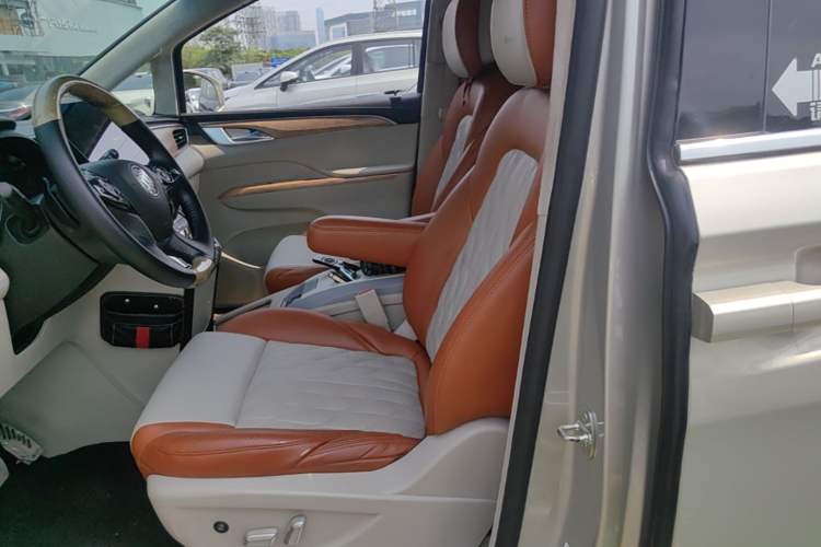 Used Buick GL8 2018 ES 28T Comfort Model China VI Standard Left Front Seat