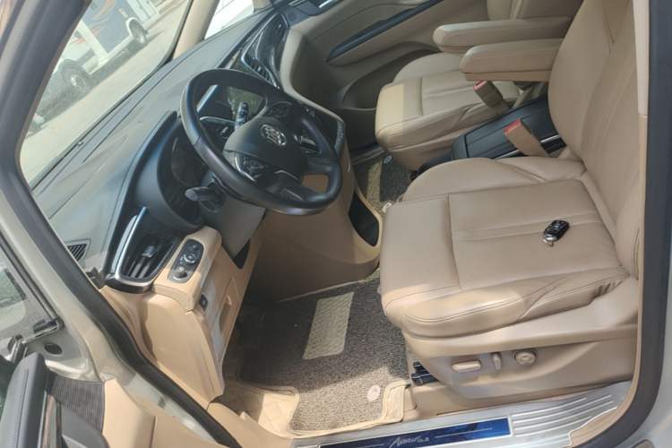 Used Buick GL8 2018 ES 28T Luxury Model China VI Standard Left Front Seat