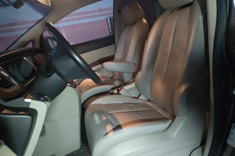Used Buick GL8 2018 28T Prestige Version China VI Standard Left Front Seat