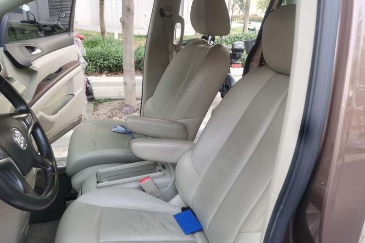 Used Buick GL8 2018 28T Luxury Model China VI Standard Left Front Seat