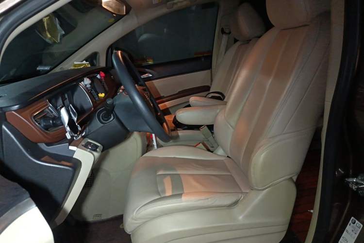 Used Buick GL8 2018 28T Comfort Model China VI Standard Left Front Seat