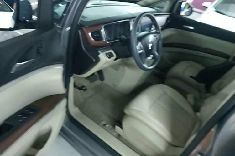 Used Buick GL8 2018 28T Comfort Model China VI Standard Left Front Seat