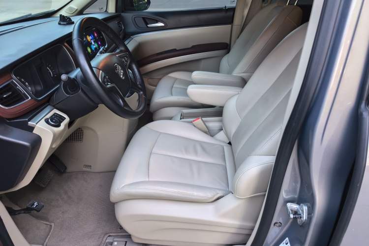 Used Buick GL8 2018 28T Luxury Model China VI Standard Left Front Seat