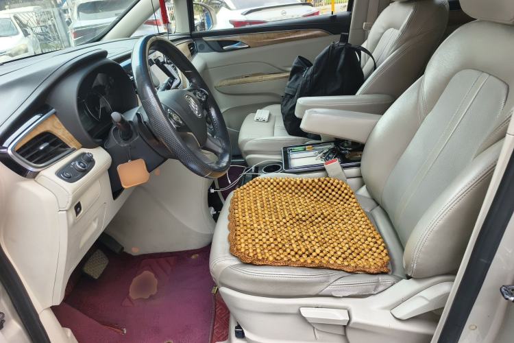 Used Buick GL8 2018 ES 28T Comfort Model China VI Standard Left Front Seat