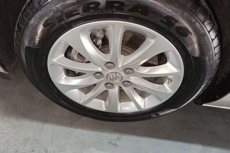 Used Buick GL8 2018 ES 28T Premium Model China VI Standard Left Front Wheel Hub