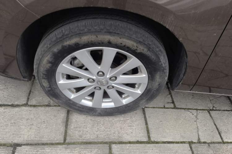 Used Buick GL8 2018 28T Comfort Model China VI Standard Left Front Wheel Hub