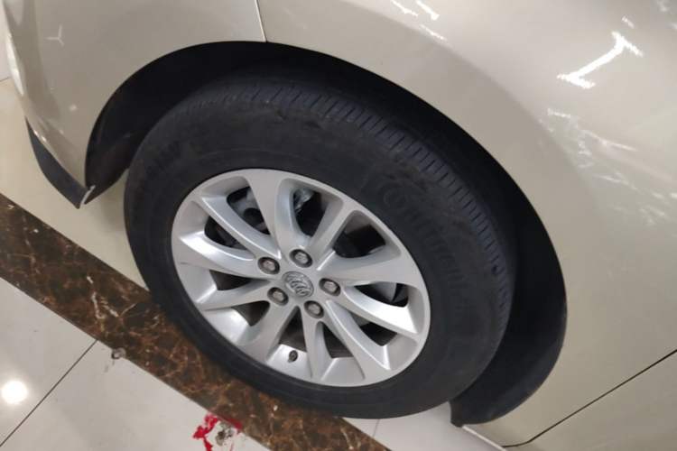 Used Buick GL8 2018 ES 28T Comfort Model China VI Standard Left Front Wheel Hub
