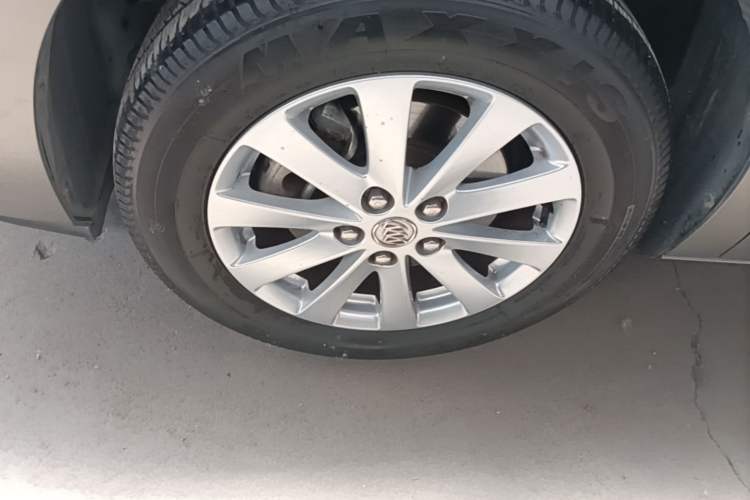 Used Buick GL8 2018 28T Luxury Model China VI Standard Left Front Wheel Hub